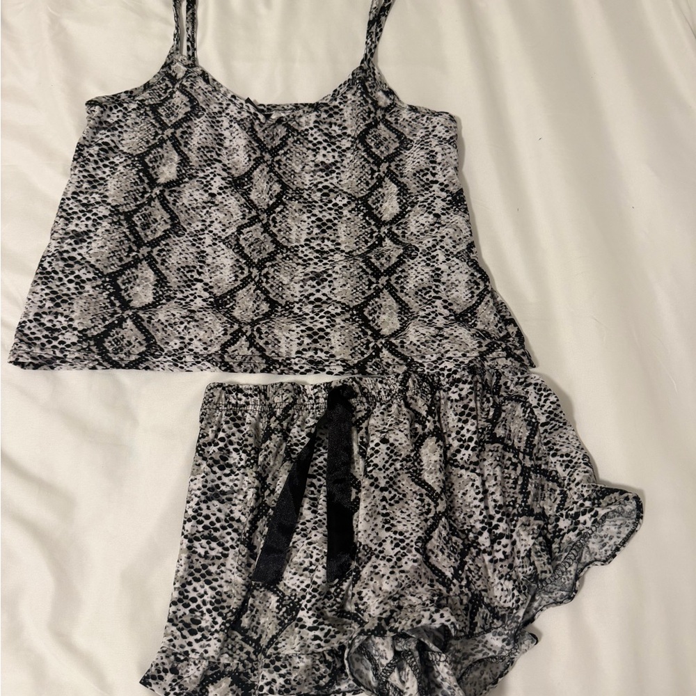 Fashion Nova Black and White Snake Print Pajama Set